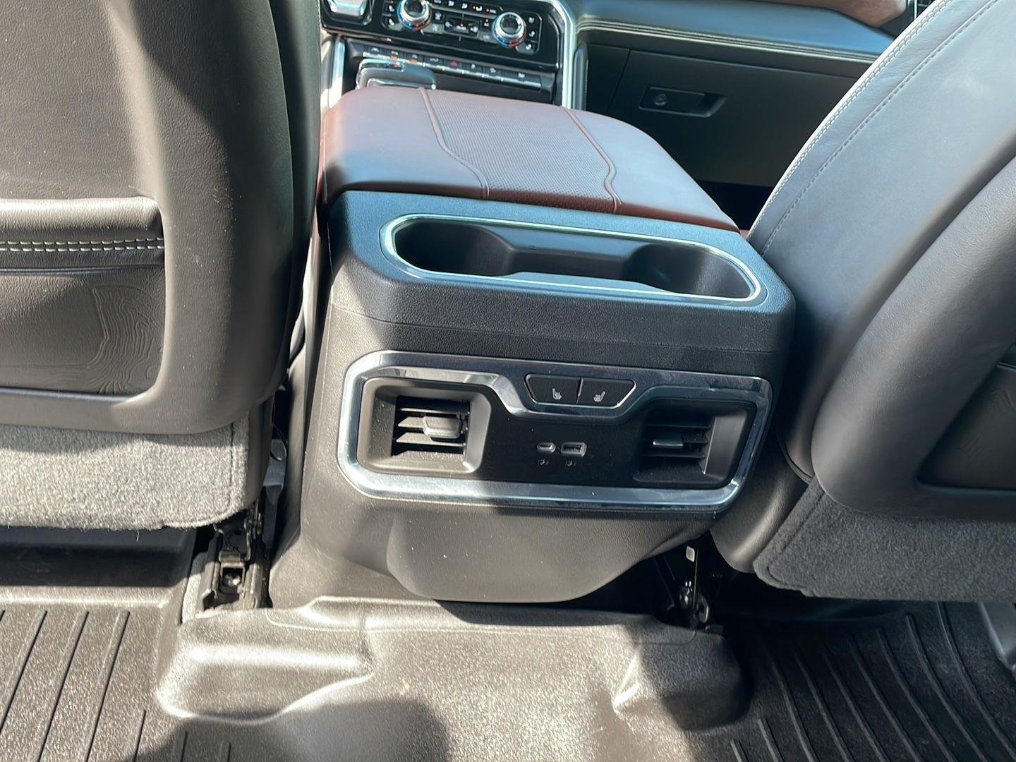 Used 2023 White Frost Tricoat GMC Denali Ultimate image 20