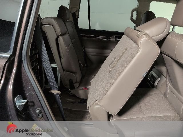 Used 2014 Red Lexus 460 image 38