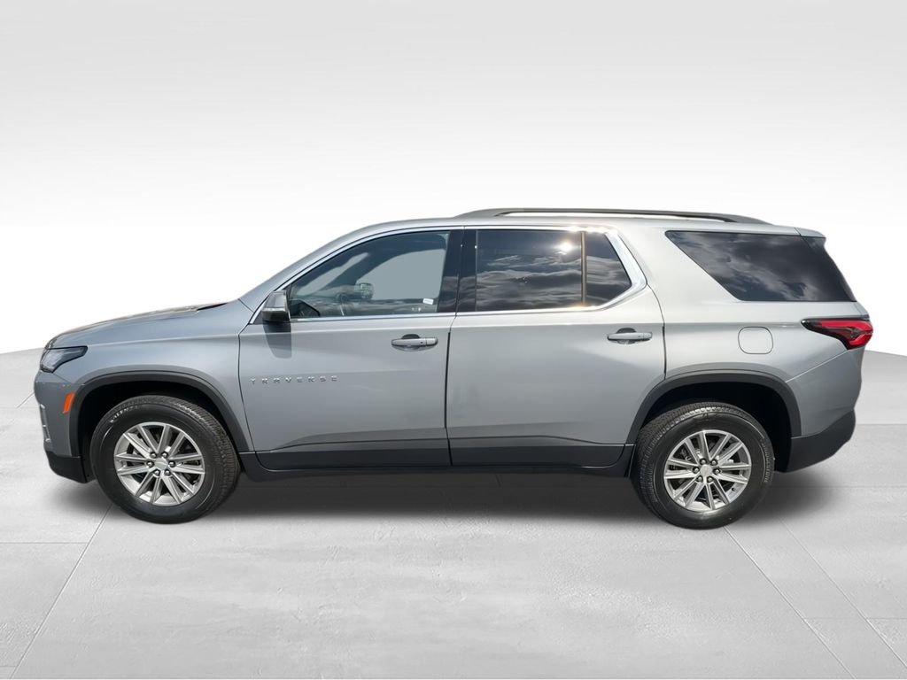 Used 2023 Gray Chevrolet LT image 3