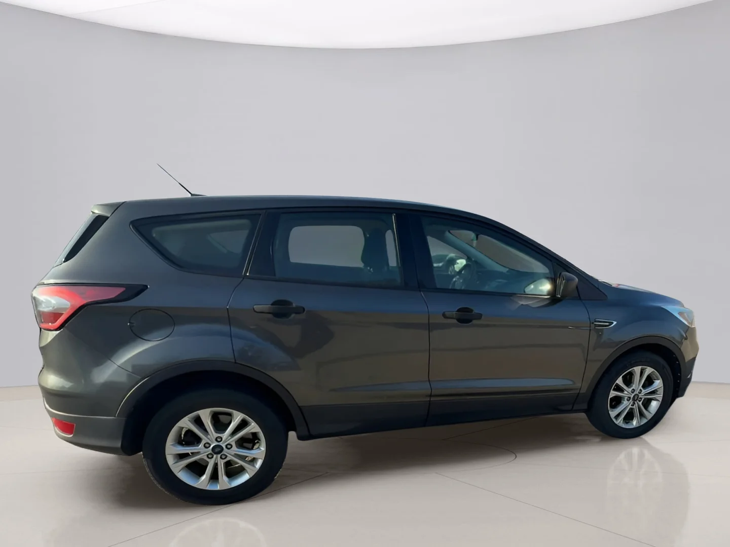 Used 2017 Gray Ford S FWD image 8