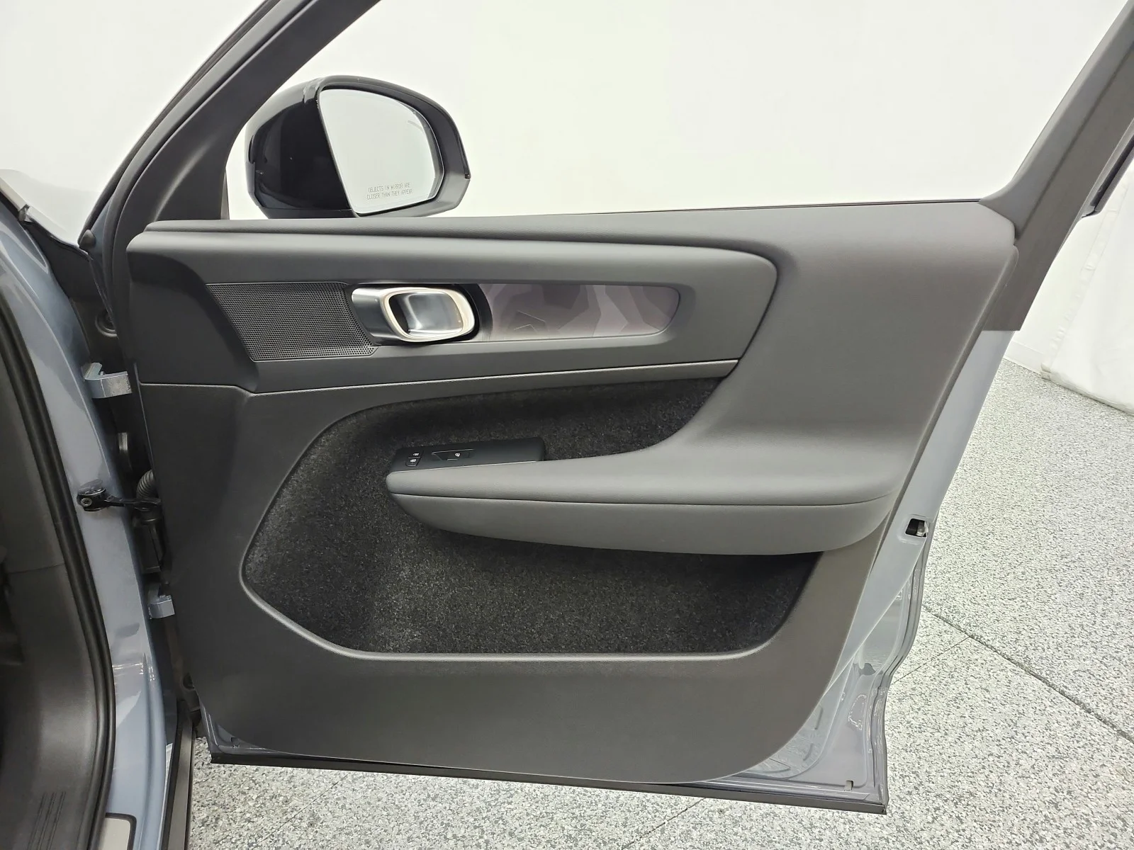 Used 2023 Thunder Grey Metallic Volvo Twin eAWD Plus image 20