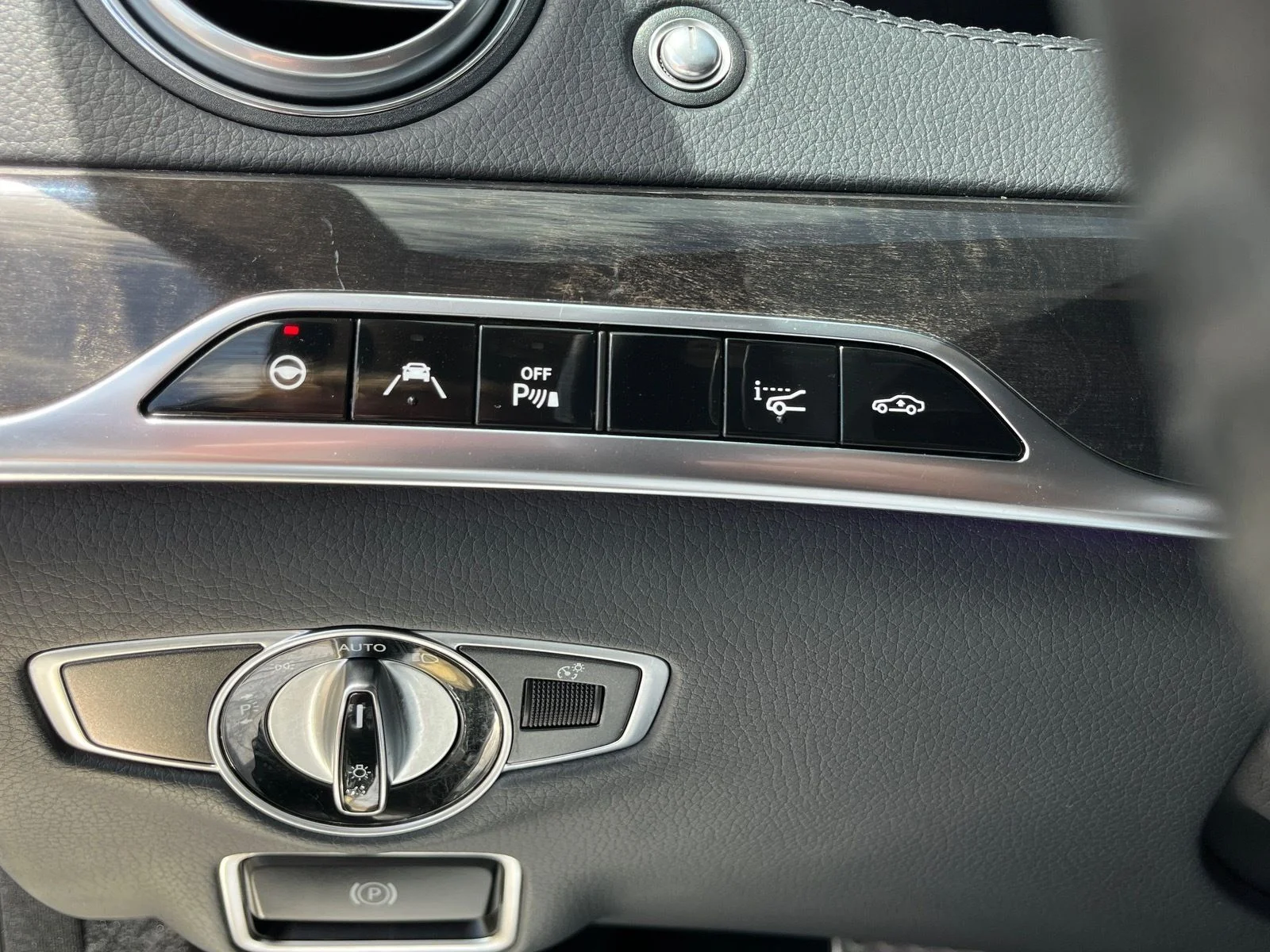 Used 2019 Obsidian Black Metallic Mercedes-Benz S 63 AMG® image 28