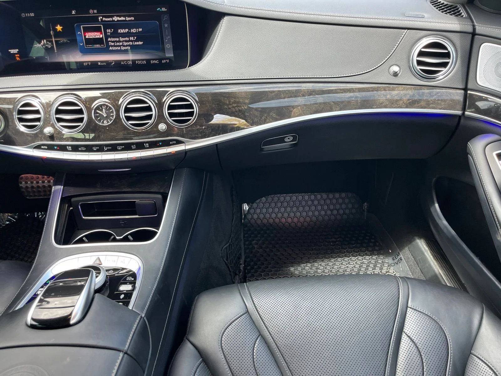 Used 2019 Obsidian Black Metallic Mercedes-Benz S 63 AMG® image 14