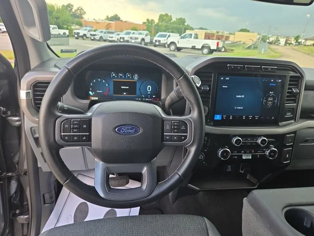 Used 2024 Gray Ford XLT image 13