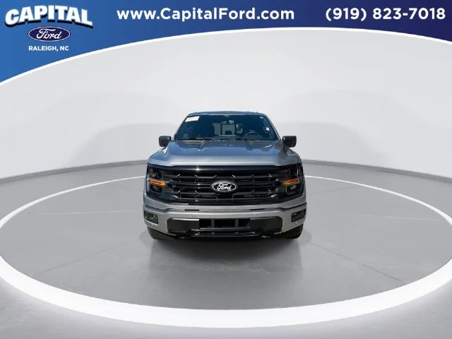 Used 2024 Silver Ford XLT image 3