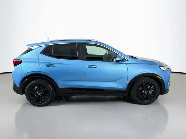 Used 2025 Blue Buick Sport Touring image 9