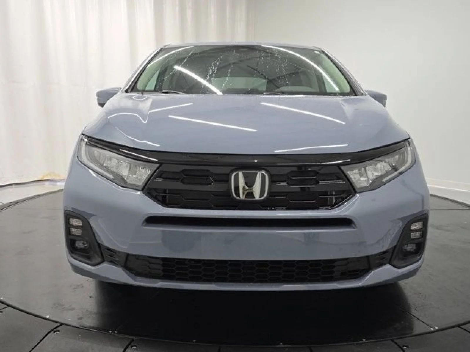New 2026 Sonic Gray Pearl Honda Touring image 2