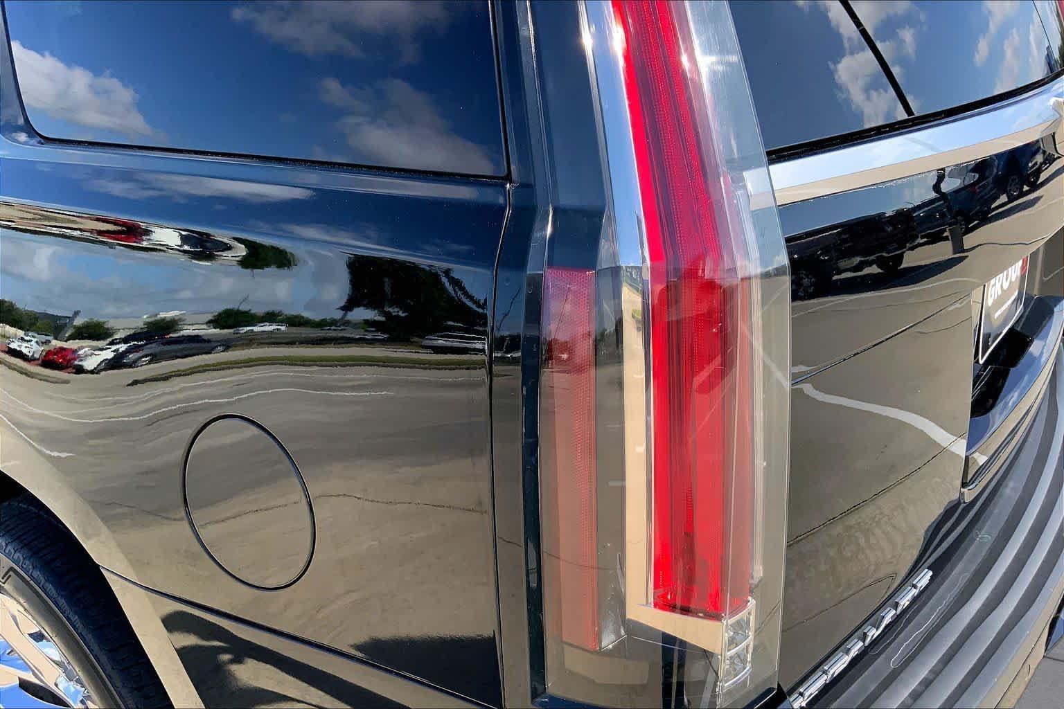 2019 Cadillac Escalade Premium Luxury - Photo 28