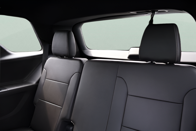 Used 2023 White Chevrolet Premier image 16