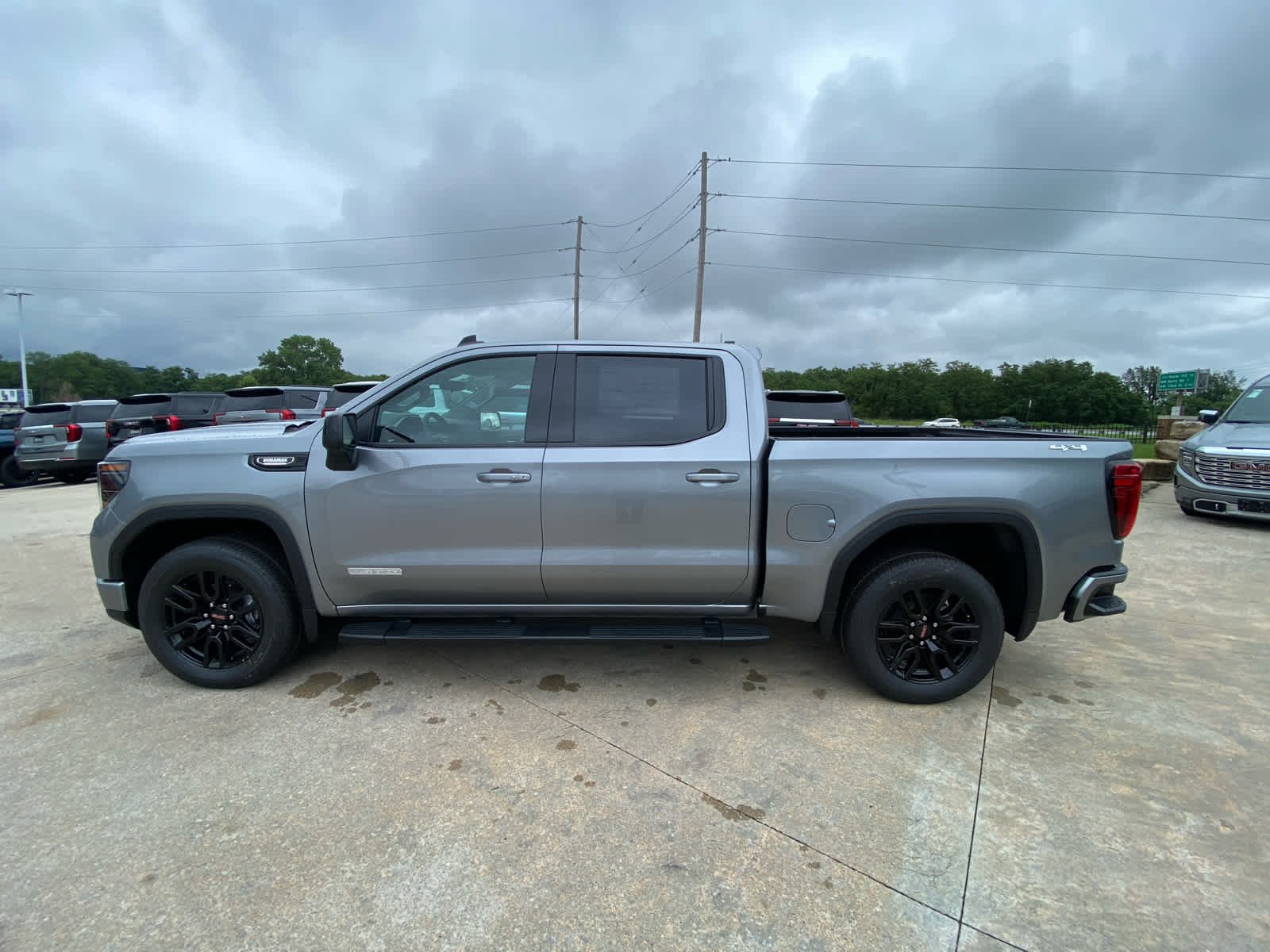 New 2026 Sterling Metallic GMC Elevation image 5