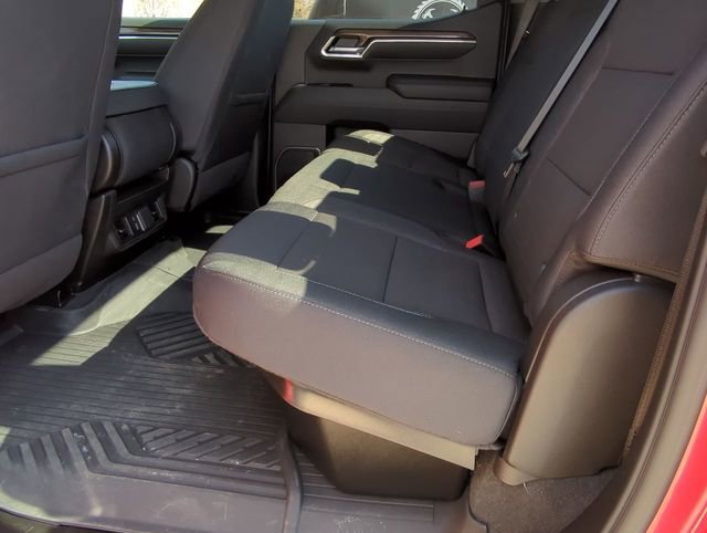 2025 Chevrolet Silverado 1500 LT - Photo 19