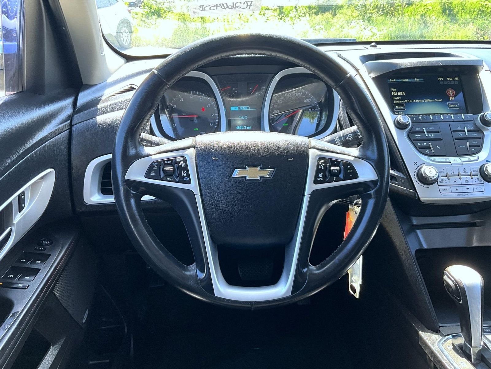 Used 2013 White Chevrolet LTZ image 12