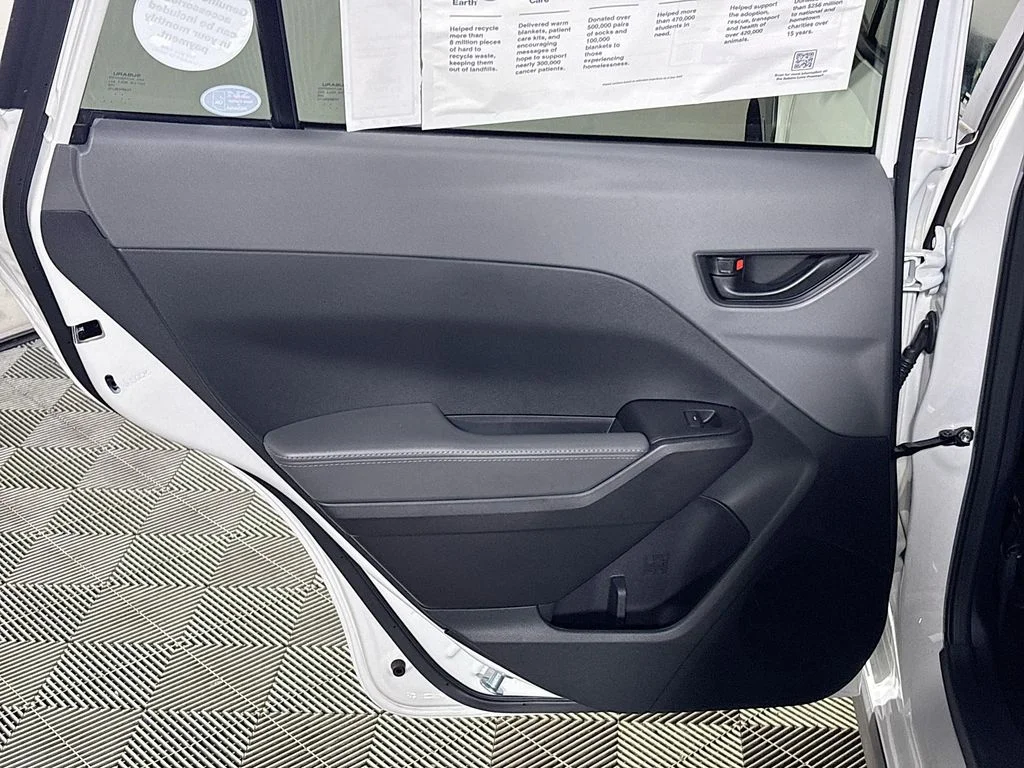 New 2026 CRYSTAL WHITE PEARL Subaru Premium image 18