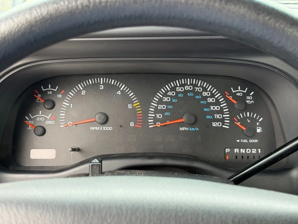 Used 2000 Black Dodge Sport image 18