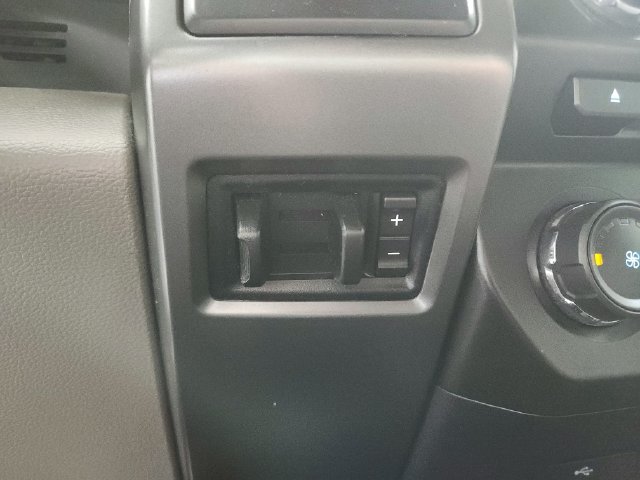 Used 2018 White Ford XLT image 26