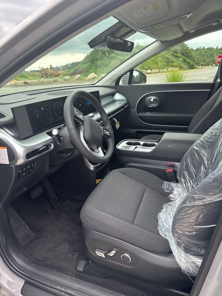 2026 Hyundai IONIQ 9 SE - Photo 13