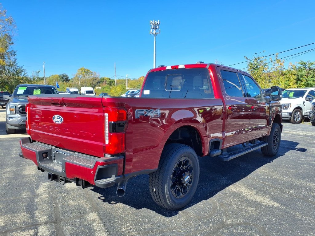 New 2027 Ruby Red Metallic Tinted Clearcoat Ford F-250® XLT image 4