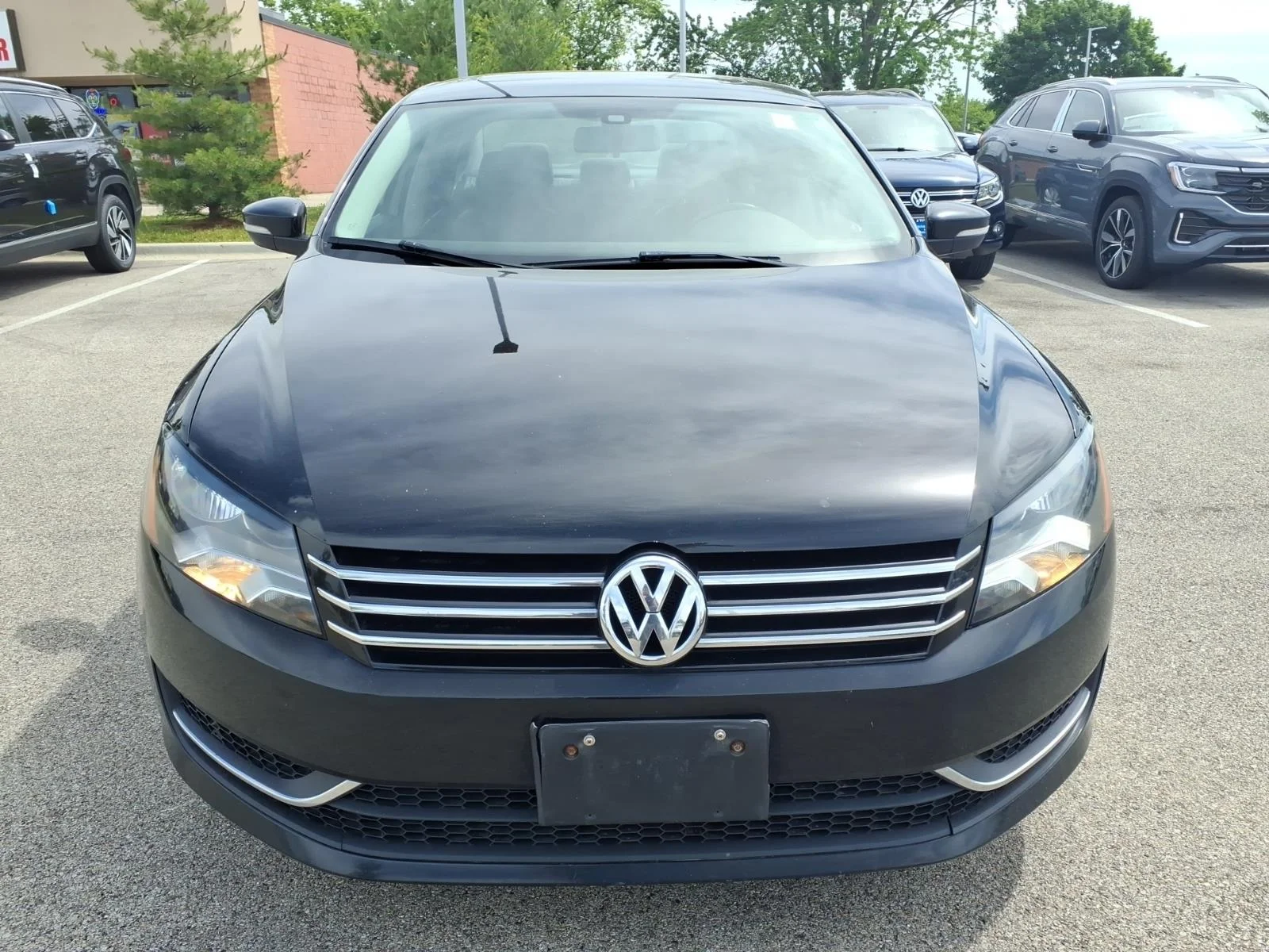 Used 2014 Volkswagen Passat Comfortline with VIN 1VWBS7A36EC110140 for sale in Palatine, IL