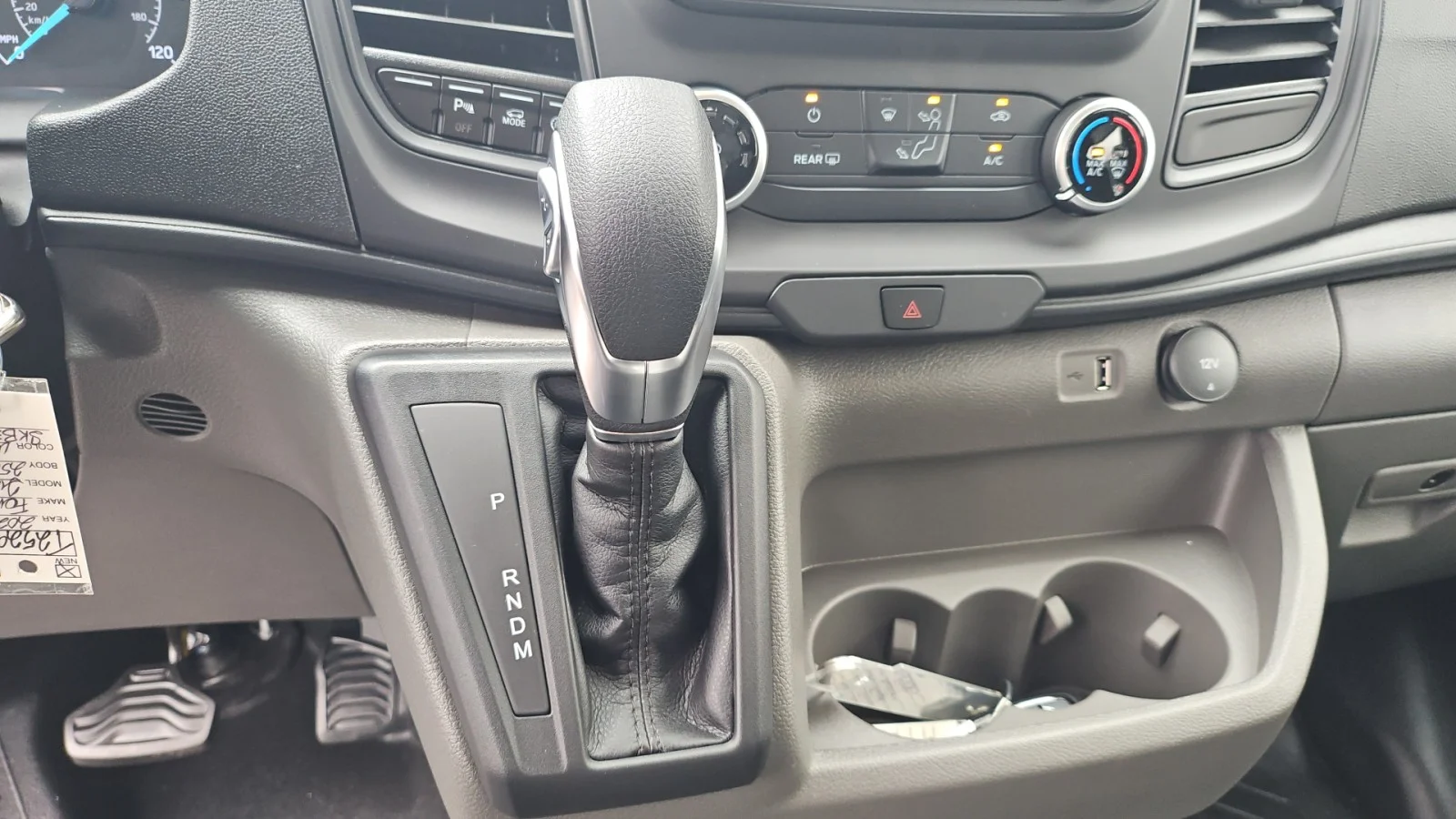 New 2025 Oxford White Ford LR CARGO AWD image 13