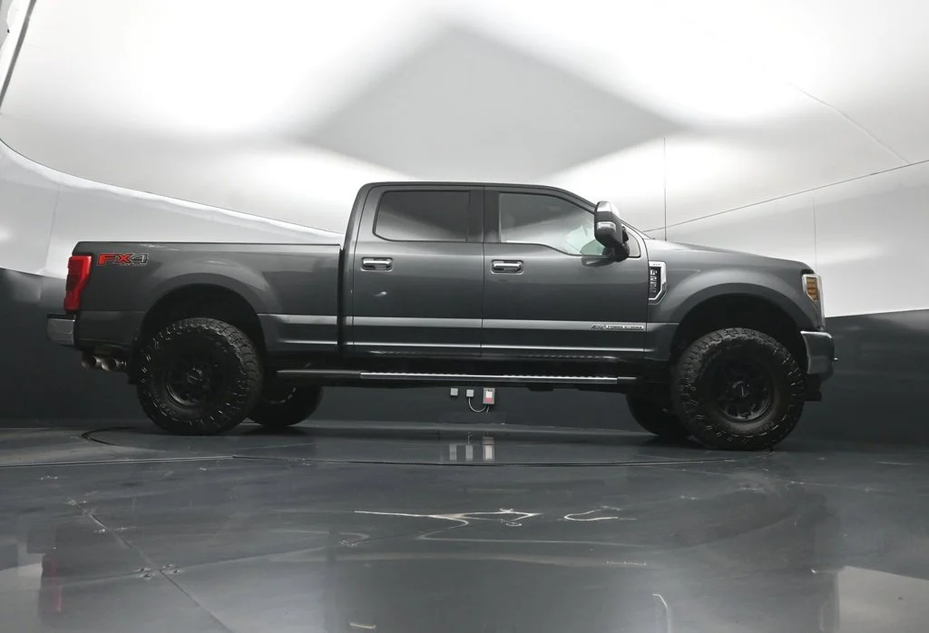 Used 2019 Gray Ford XLT image 41