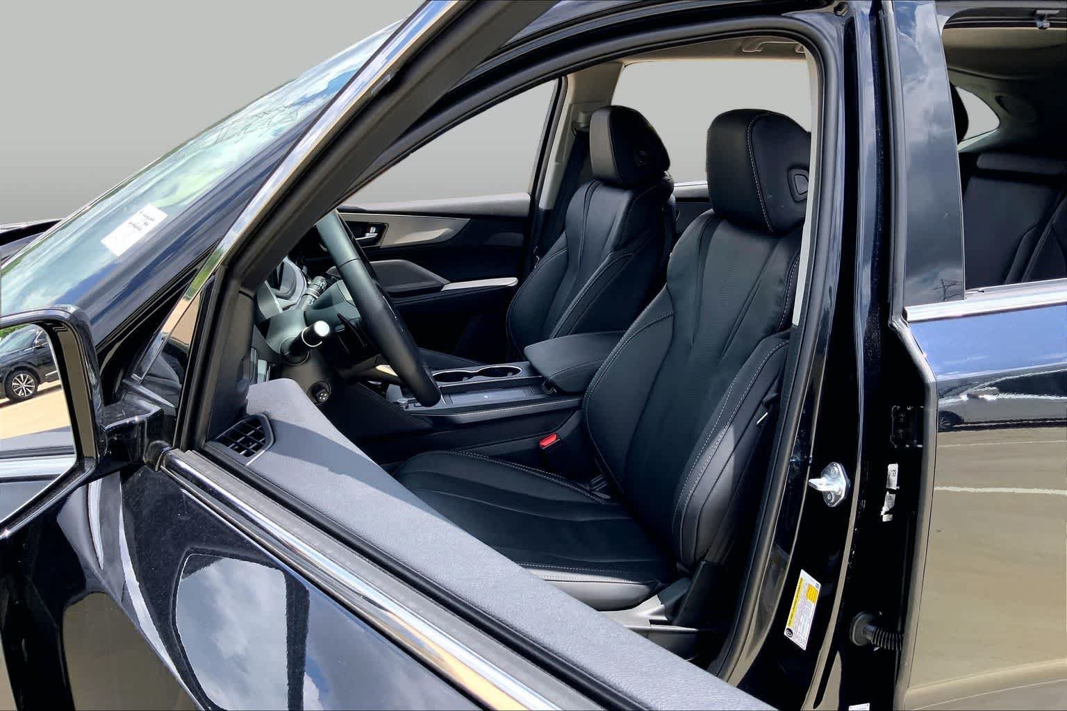 Certified Used 2026 Majestic Black Pearl Acura w/Technology Package image 8