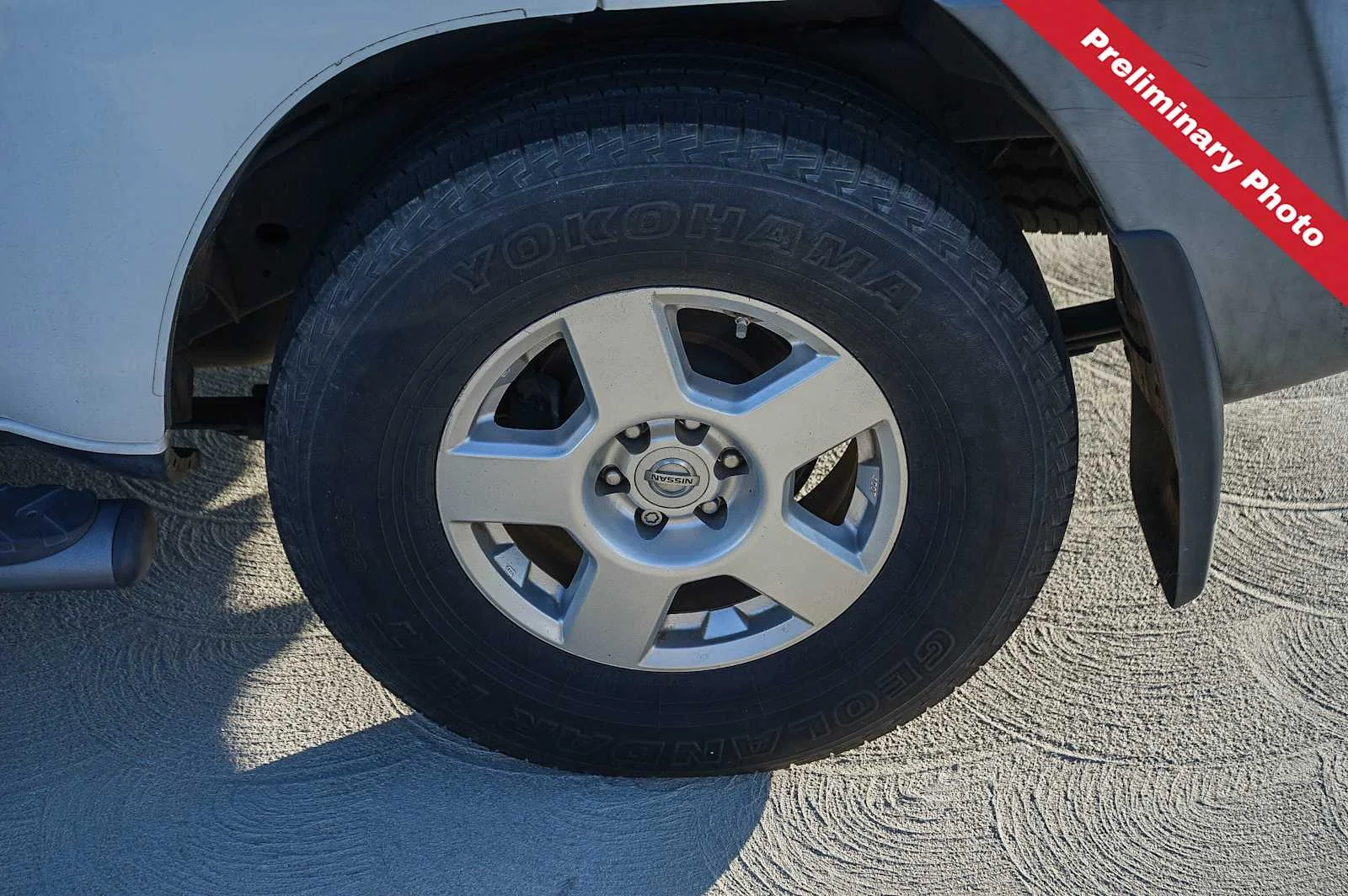 Used 2006 Avalanche Nissan S image 10