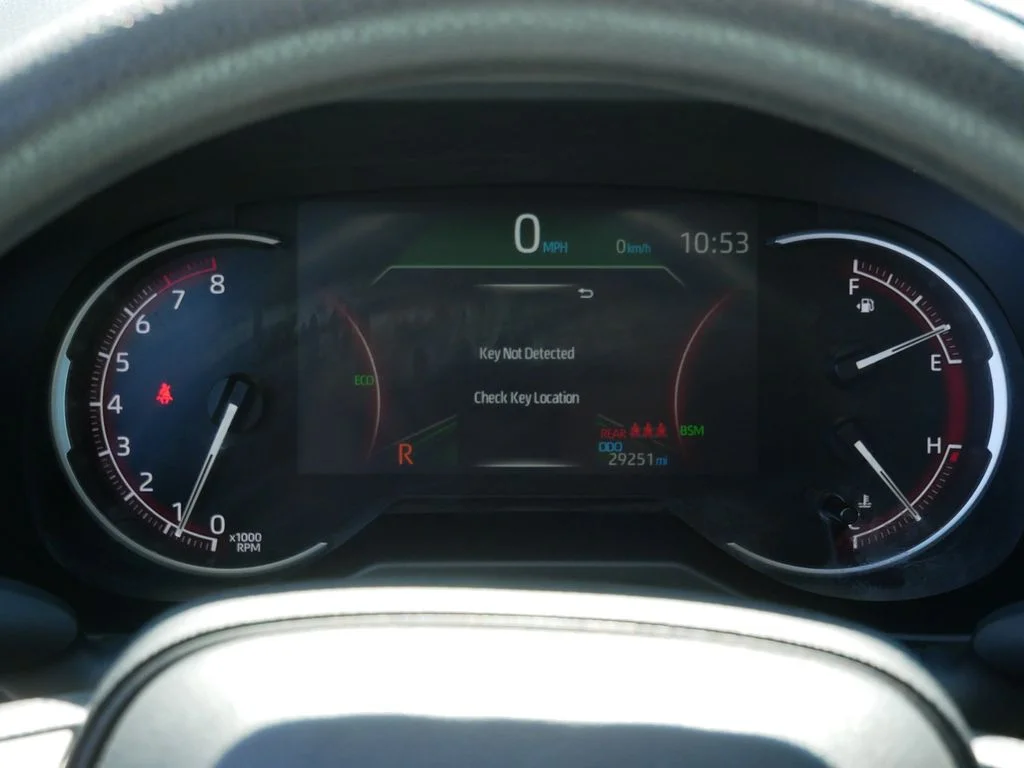 Certified Used 2025  Toyota XLE image 24