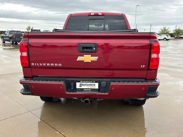 Used 2018 CAJUN RED TINTCOAT Chevrolet LT image 7