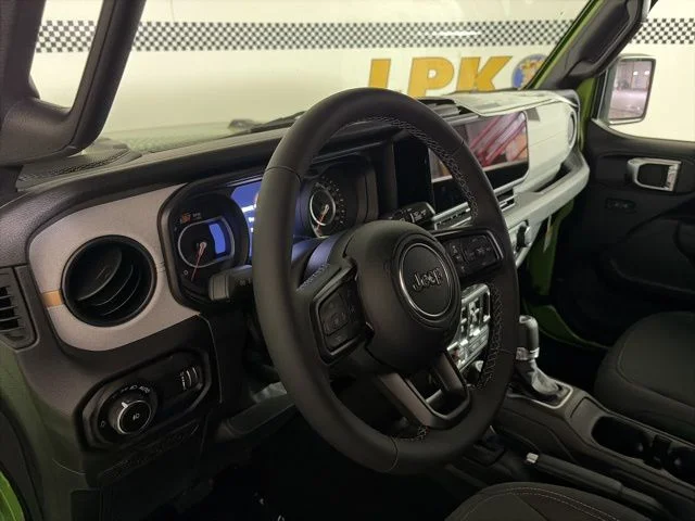 2026 Jeep Wrangler 4-Door Willys - Photo 18