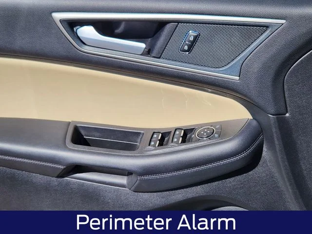 Used 2024 White Ford SEL image 12