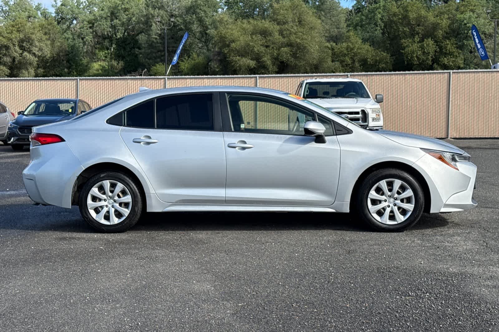Used 2020 Toyota Corolla LE with VIN JTDEPRAE3LJ042094 for sale in Sonora, CA