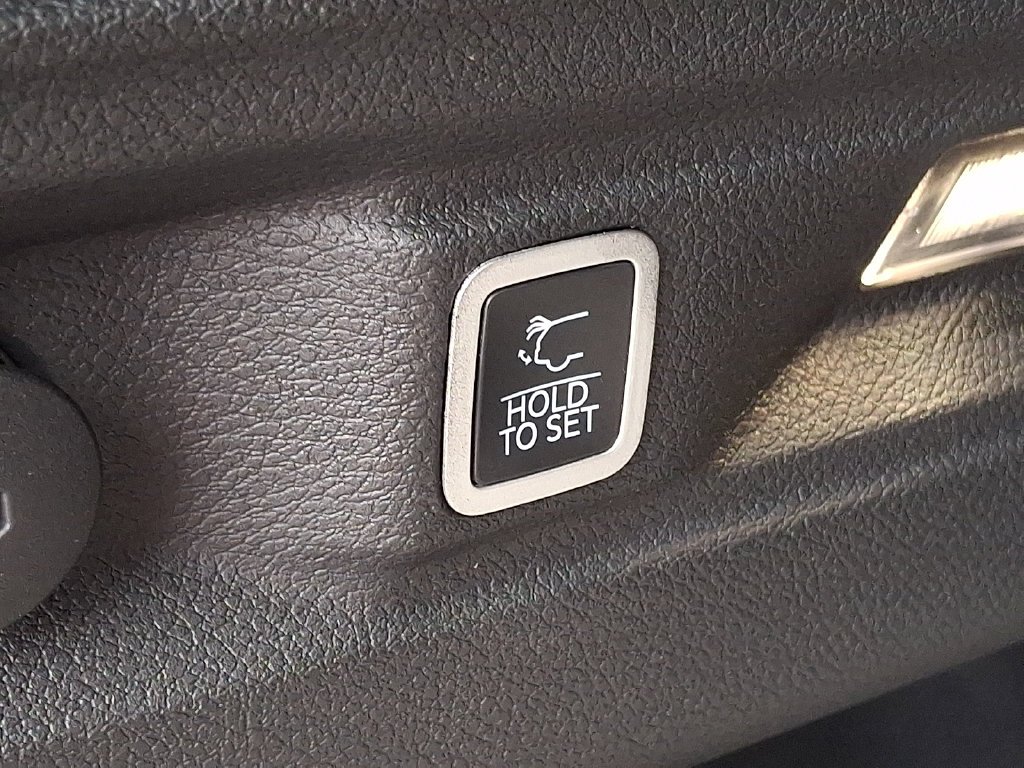 Used 2024 Red Jeep Limited image 31