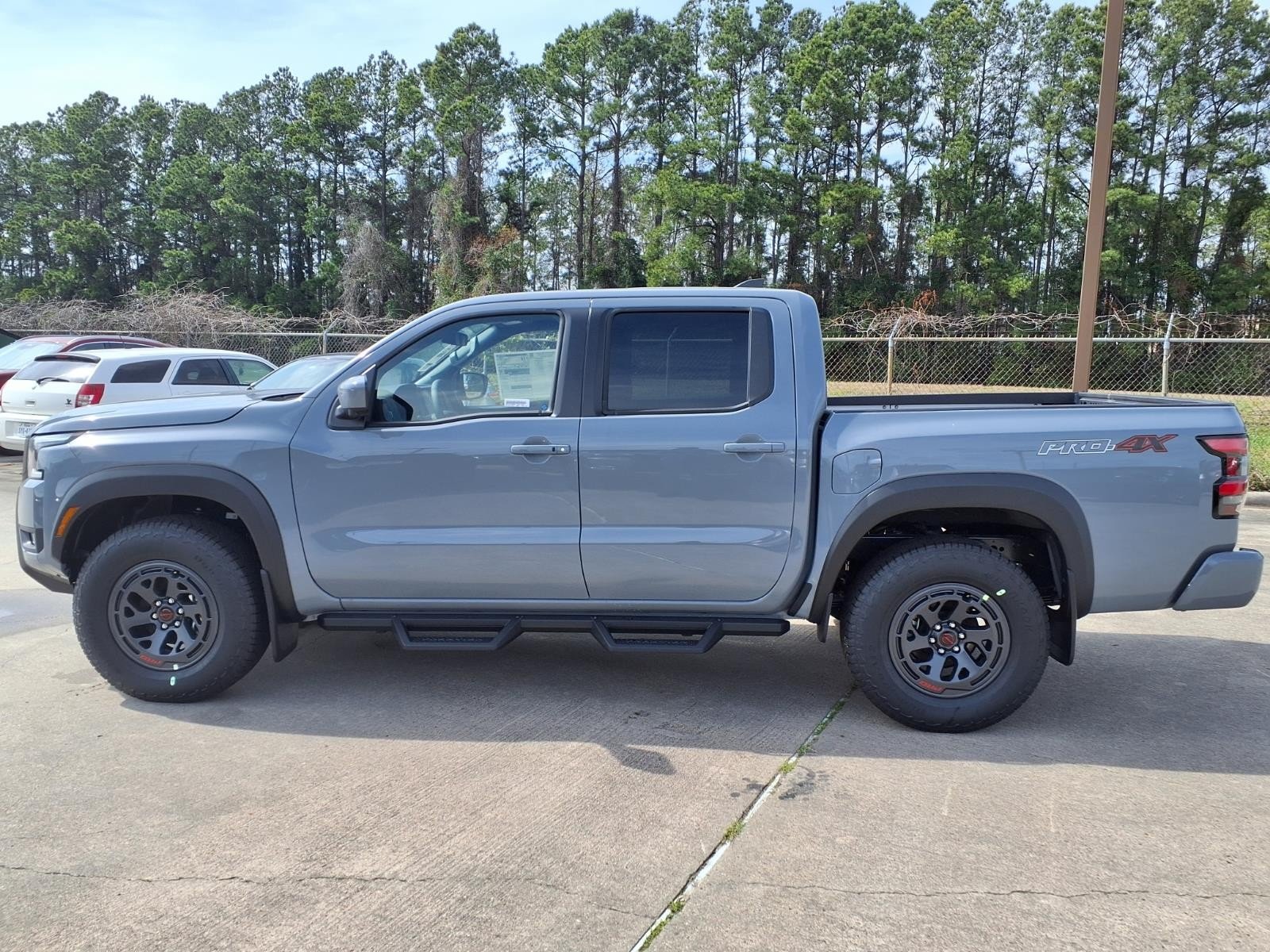 2026 Nissan Frontier Crew Cab PRO-4X® Gray at Robbins Nissan