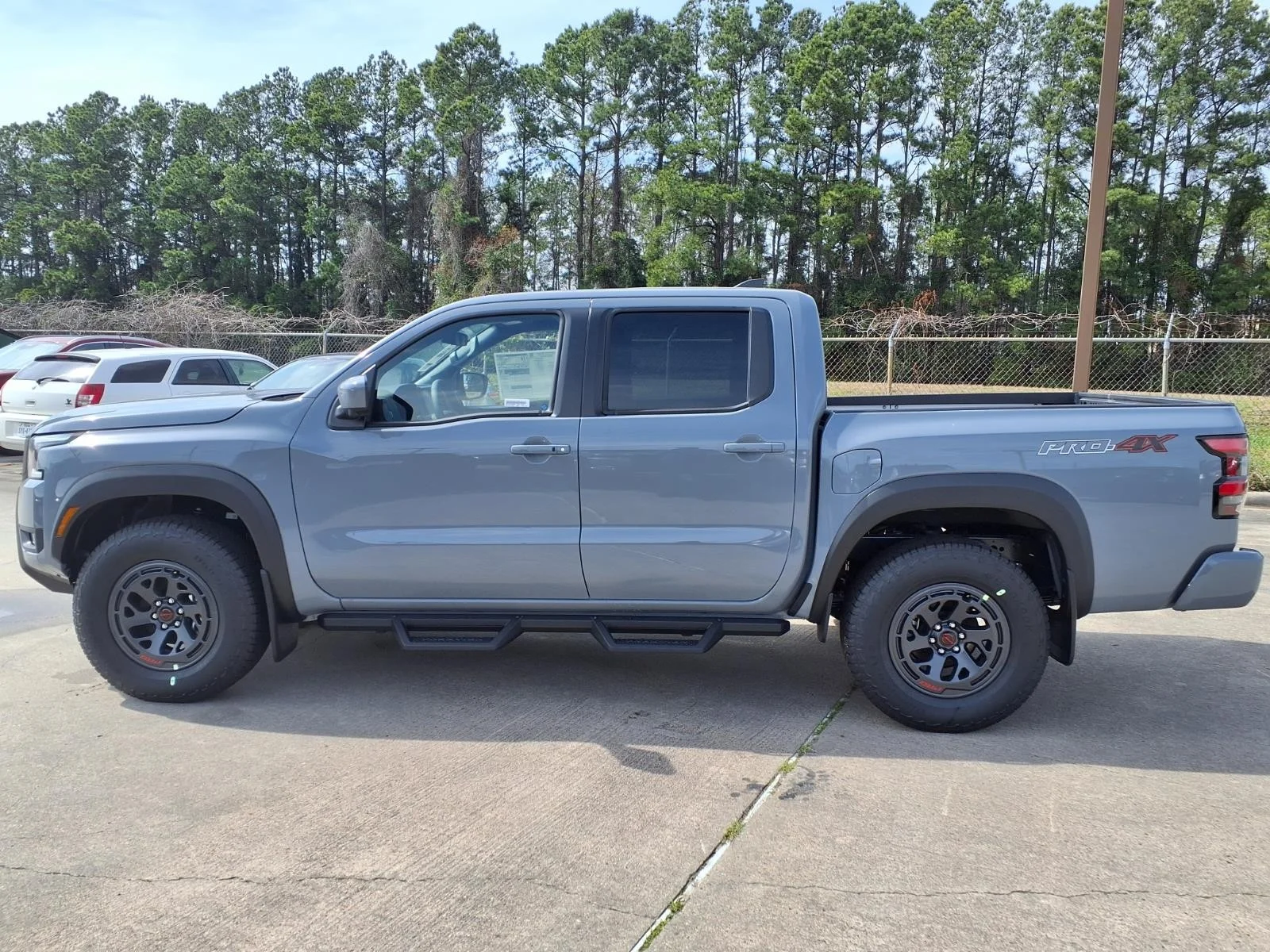 2026 Nissan Frontier Crew Cab PRO-4X® - 7