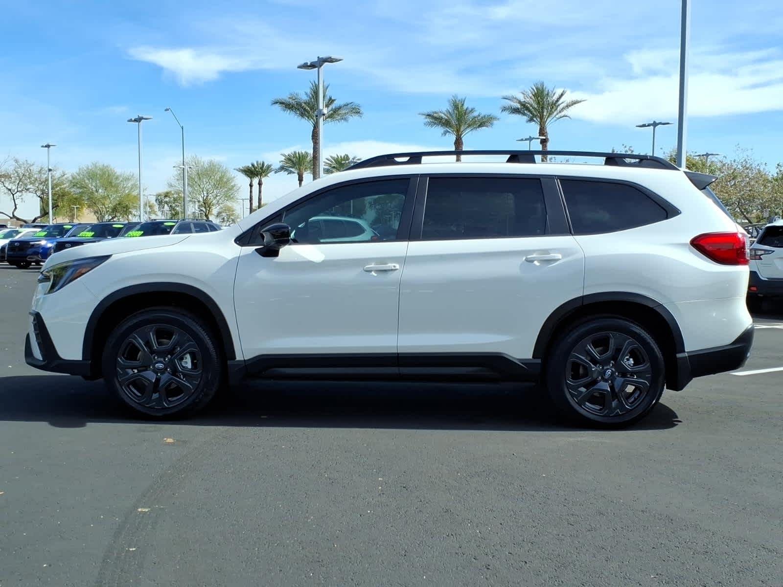 New 2026 CRYSTAL WHITE PEARL Subaru Onyx Edition Touring 7-Passenger image 3