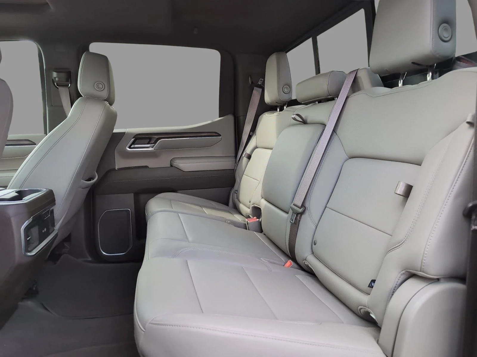 Used 2022 White Frost Tricoat GMC SLT image 38