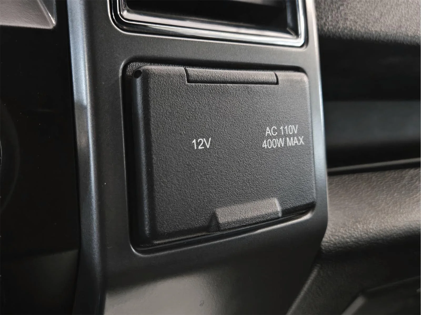 Used 2017 Oxford White Ford XLT image 31