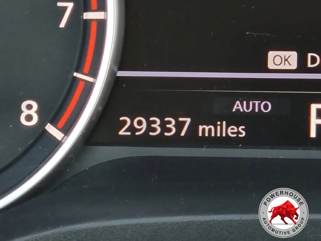 Used 2023 White Nissan S image 33