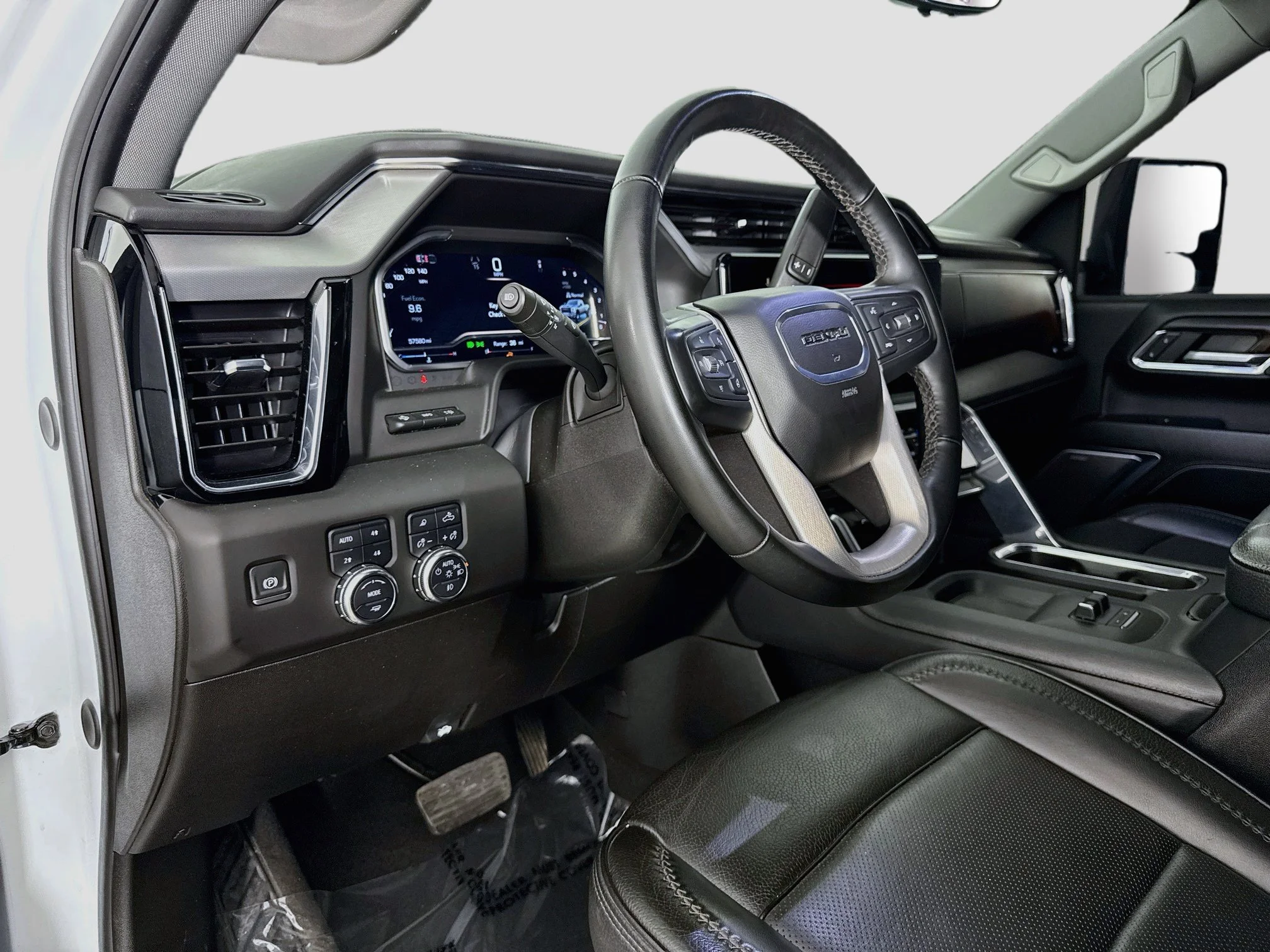 Used 2024 Summit White GMC Denali DRW image 11