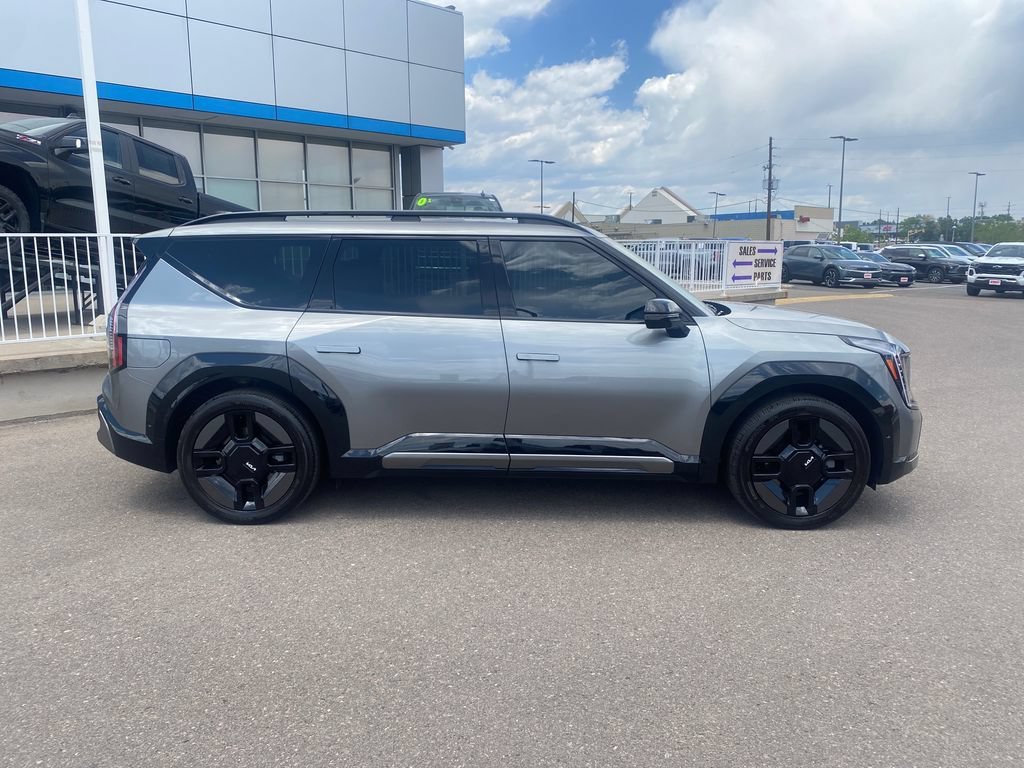 Used 2024 Pebble Gray Kia GT-Line image 6