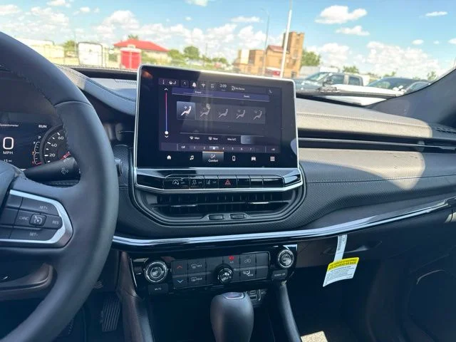 New 2026 Blue Jeep Latitude image 15