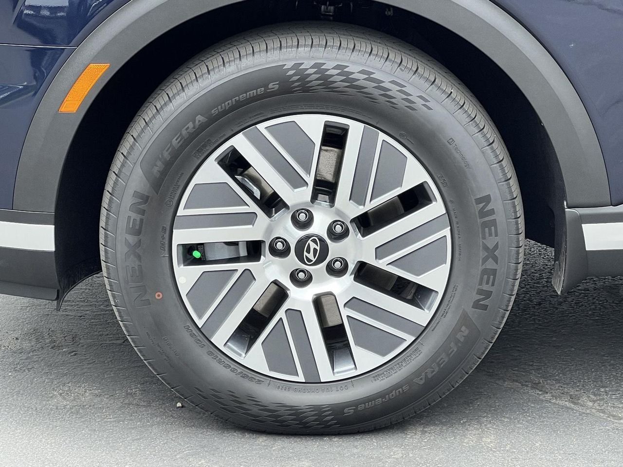 New 2026 Classy Blue Pearl Hyundai SEL 8P image 13