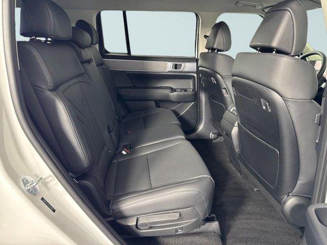 New 2026 White Hyundai SEL image 13