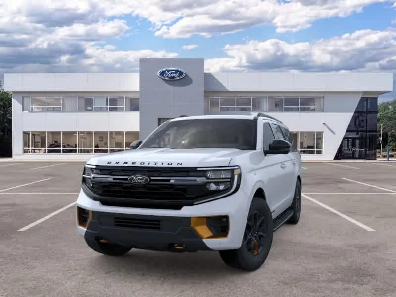 New 2026 Space Silver Metallic Ford Tremor® image 2
