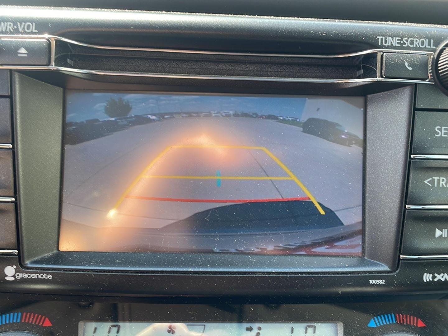 Used 2018 Silver Sky Metallic Toyota XLE image 20