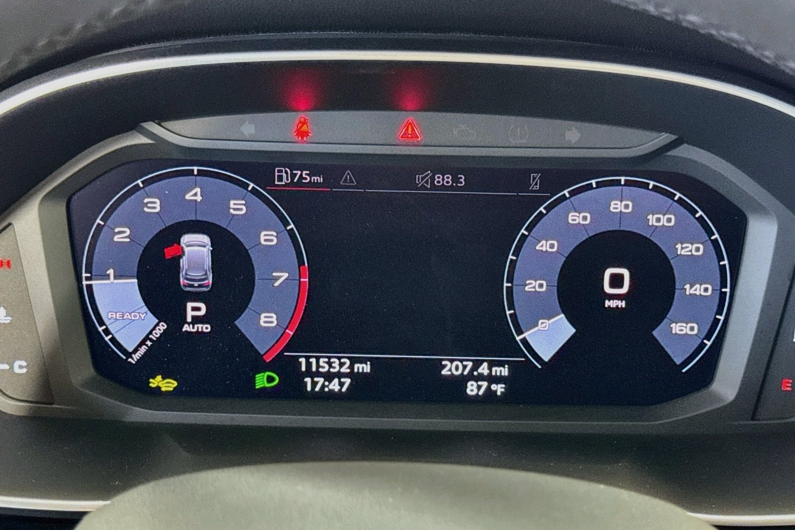Used 2025  Audi S line Premium image 12