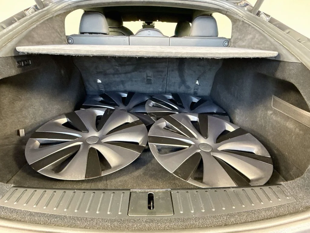 Used 2022 Gray Tesla Base image 27