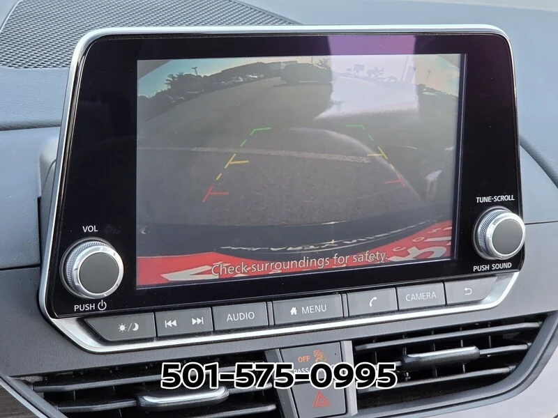 Used 2025 Super Black NISSAN SV FWD image 24