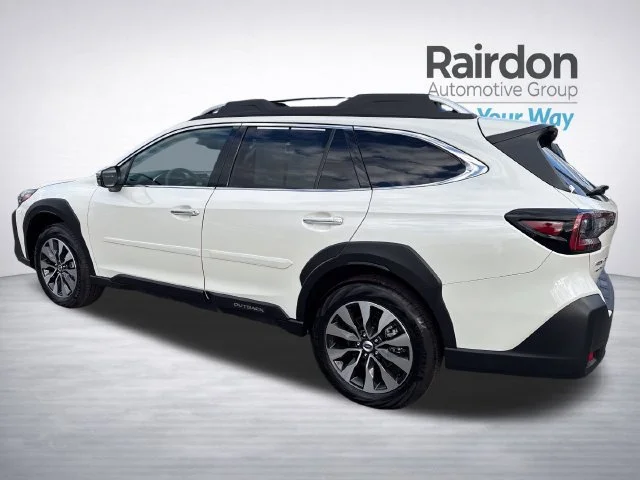 Used 2025 Crystal White Pearl Subaru Touring image 5
