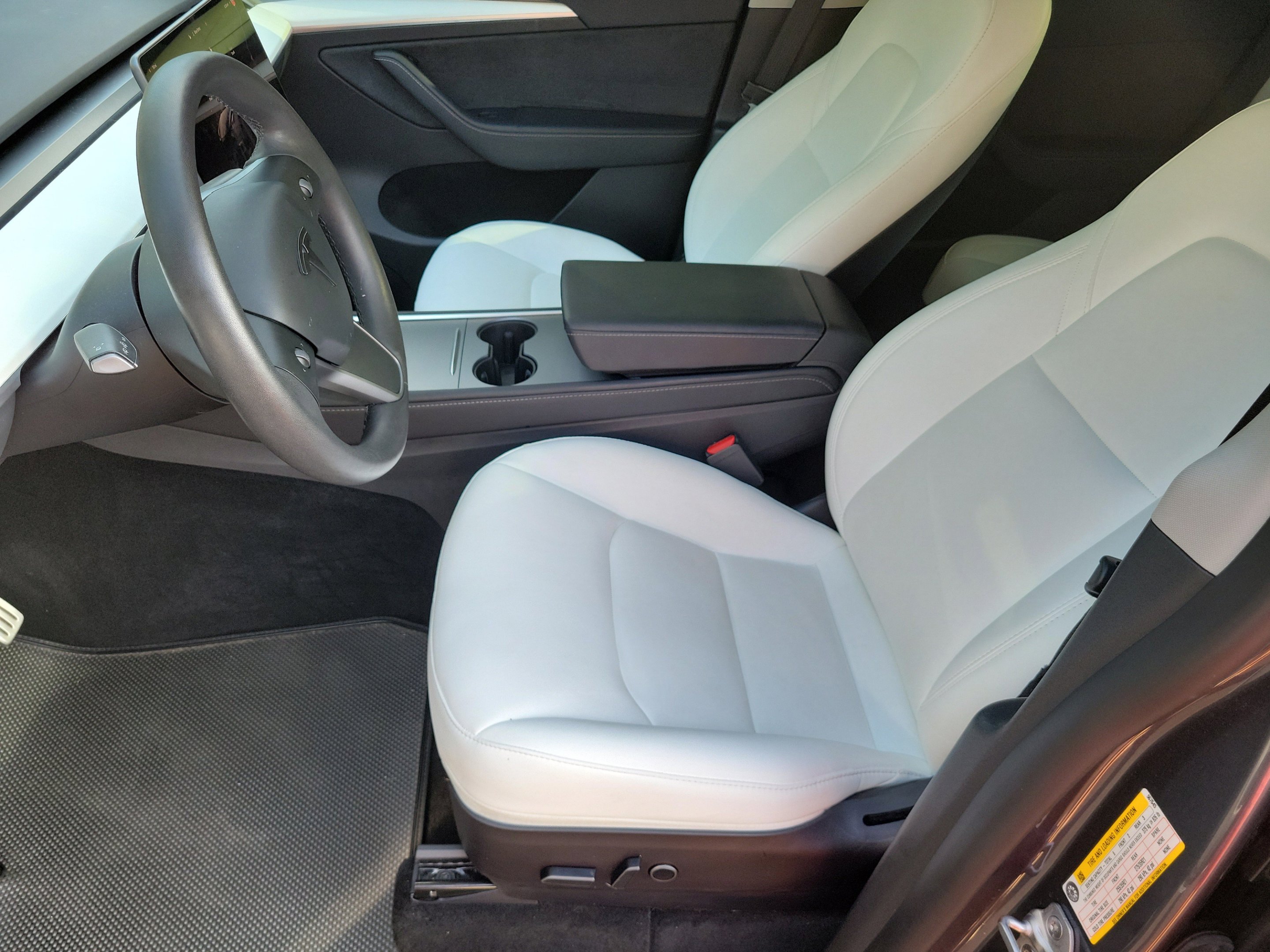 Used 2022 Gray Tesla Performance image 9